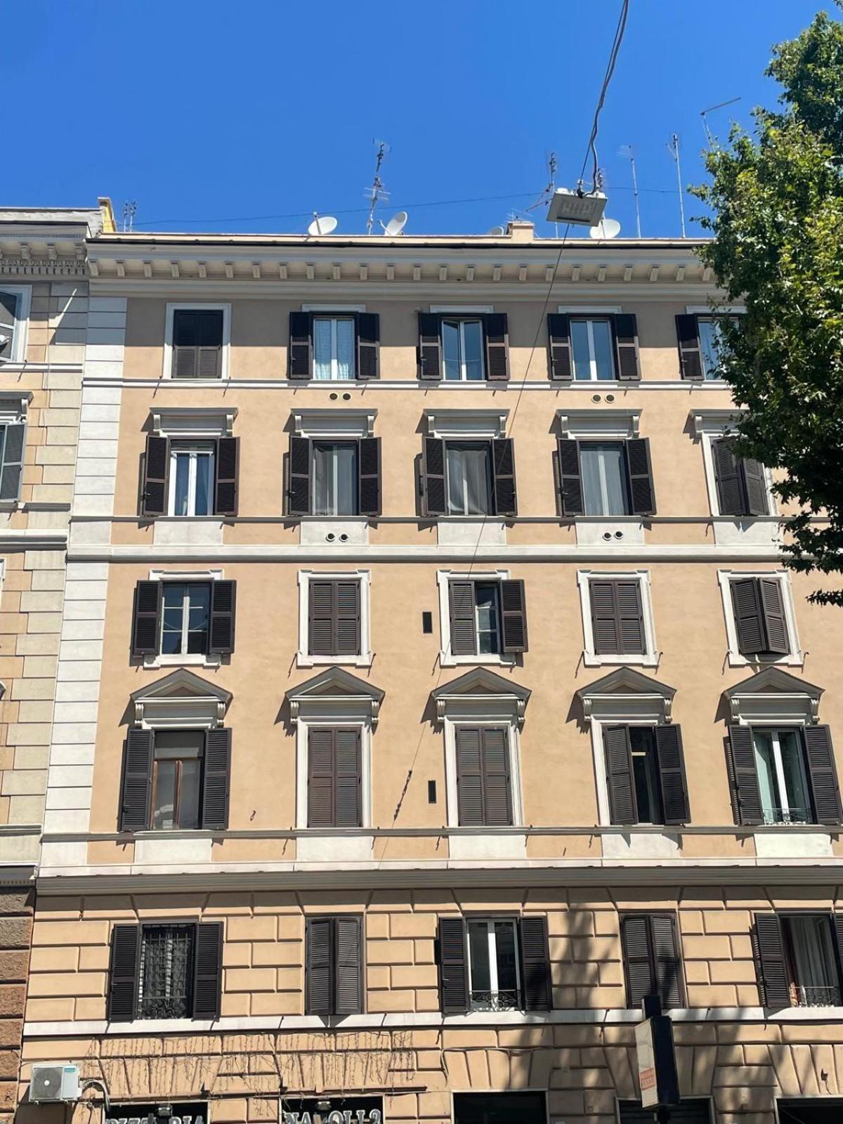Lary'S Rooms - Vaticano Rome Exterior photo